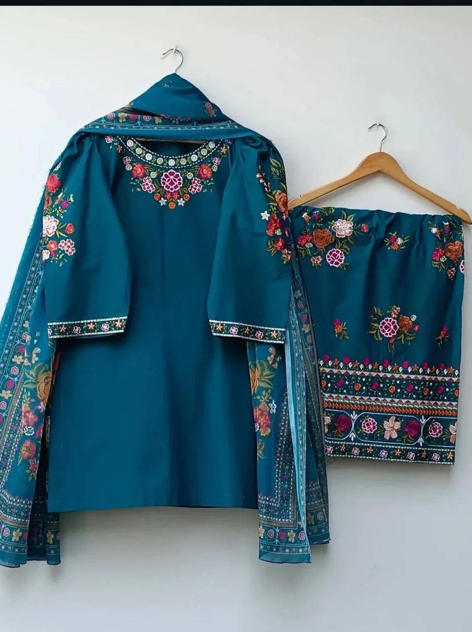 Maysuri Three Piece